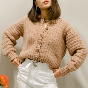1980’S HAND-KNIT RIBBED SWEATER CARDIGAN | BEIGE | S / M